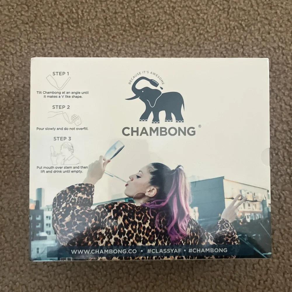 N/A enjoy champagne